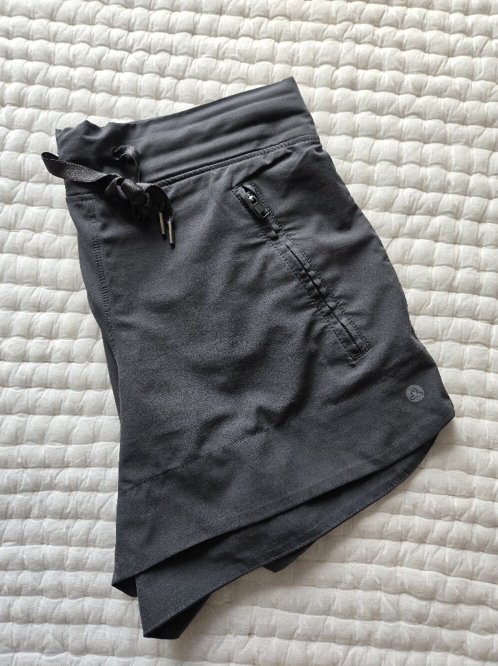 Women’s Grey Athletic Shorts with Zip Pockets Size Small